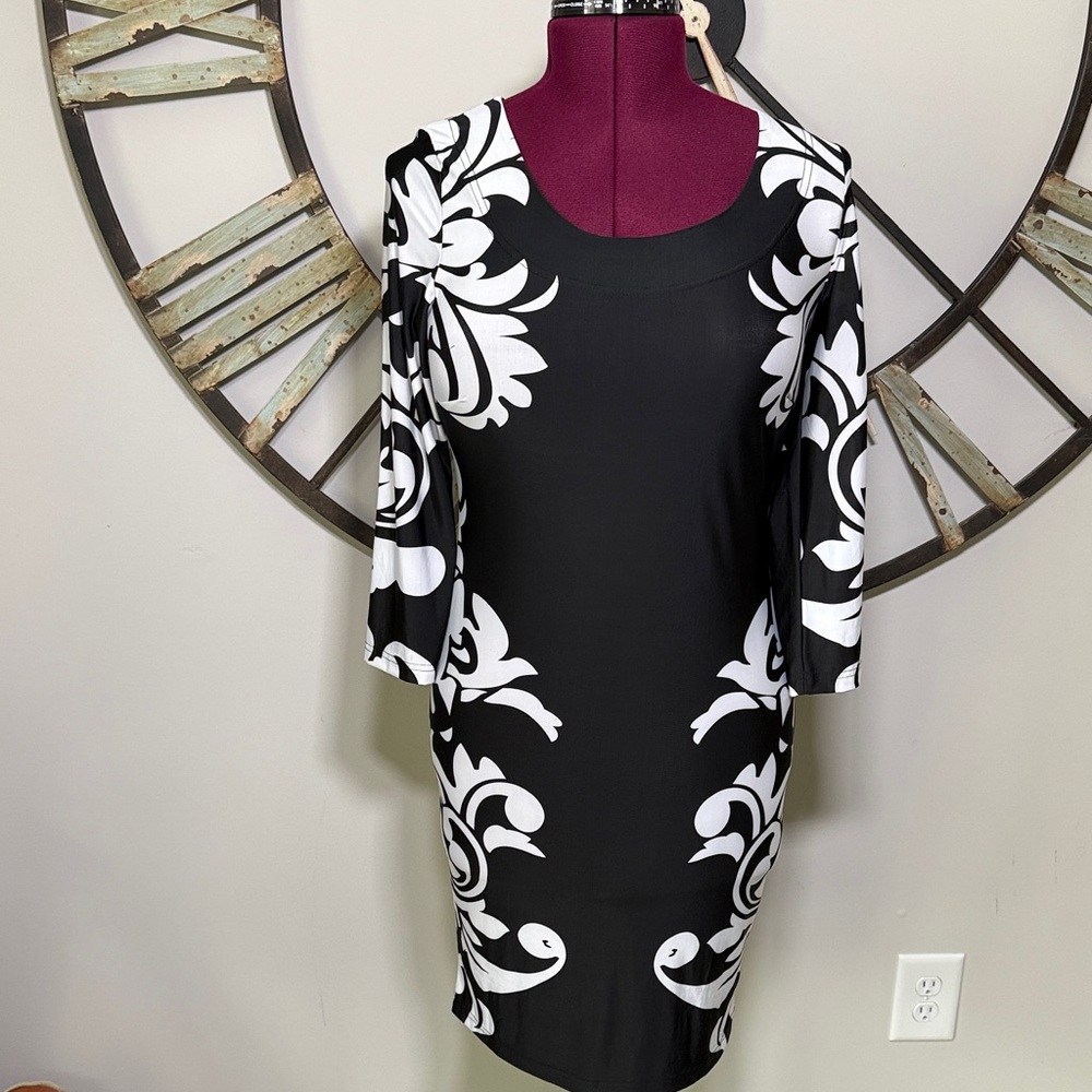 Milano Black and White Dress NWTS